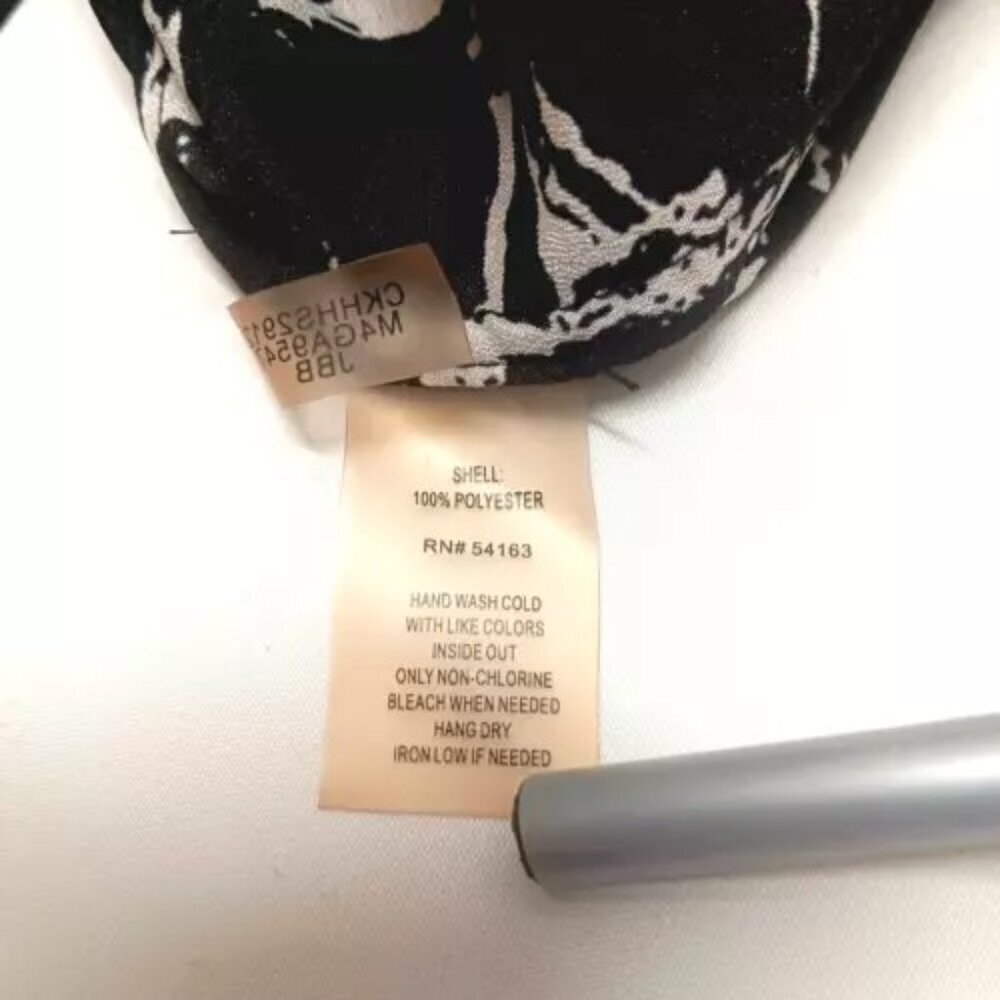 Calvin Klein Womens Blouse Medium Black White Roll Tab Long Sleeve Front Pockets - Picture 6 of 9